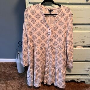 Simply Southern White and Gray Patterned Button Up Dress. Size XL, NWT.